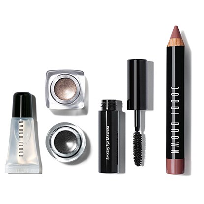 Bobbi Brown BOBBI BROWN. Pretty. Wearable. Effortless. At Bobbi Brown, beauty is all these things and lasourisglobe-trotteuse.tkd in by legendary makeup artist Bobbi Brown, the prestige beauty brand is dedicated to empowering every woman with the tools and know-how she needs to bring out her best.