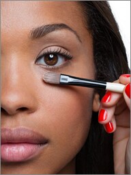 Makeup Lesson - Brushes | Bobbi Brown - Official Site