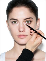 make up tips for glasses wearers