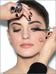 make up tips for glasses wearers