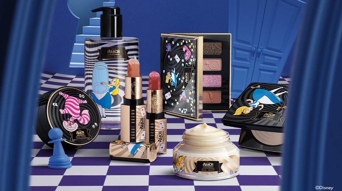 Live chat session with customer and a Bobbi Brown pro artist